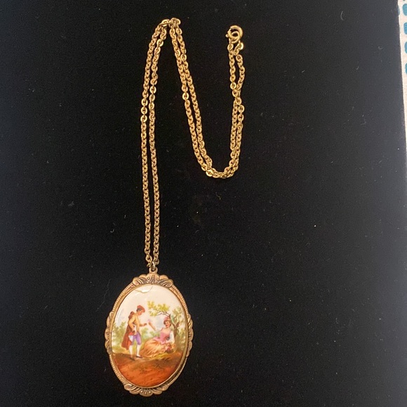 Vintage Victorian Hand Painted Necklace - Picture 11 of 14